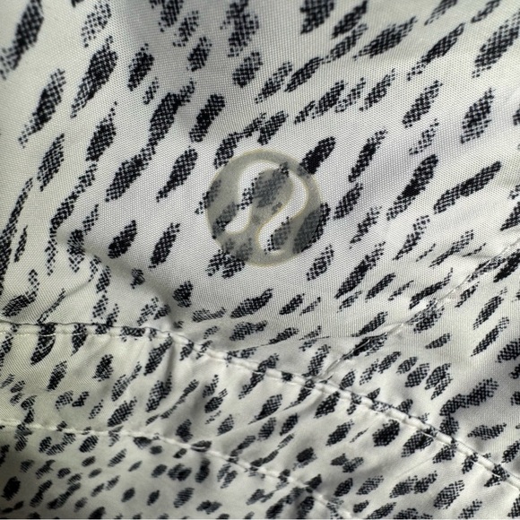 Lululemon Miss Misty Jacket Dottie Dash White Black Size 4 - Picture 13 of 15